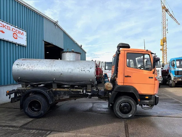 Mercedes-Benz 914 KO RHD 4x2 FULL STEEL TANK TRUCK (6-CILINDER ENGINE / MANUAL GEARBOX / FULL STEEL SUSPENSION) - Camião cisterna: foto 4 Mercedes-Benz 914 KO RHD 4x2 FULL STEEL TANK TRUCK (6-CILINDER ENGINE / MANUAL GEARBOX / FULL STEEL SUSPENSION) - Camião cisterna: foto 4