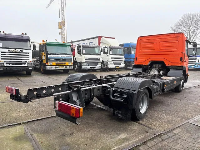 Mercedes-Benz Atego 823L DAY CAB (6-CILINDER) 4x2 CHASSIS (MANUAL GEARBOX / SPER DIFFERENTIAL / 6-CILINDER ENGINE) - Camião chassi: foto 3 Mercedes-Benz Atego 823L DAY CAB (6-CILINDER) 4x2 CHASSIS (MANUAL GEARBOX / SPER DIFFERENTIAL / 6-CILINDER ENGINE) - Camião chassi: foto 3