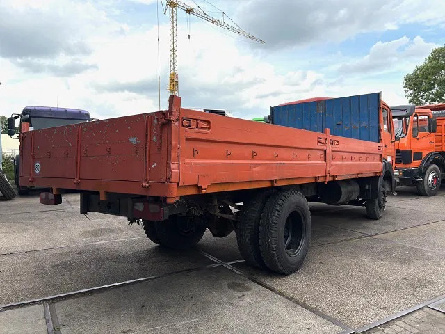 Mercedes-Benz LK 1213K (6-CILINDER) FULL STEEL CHASSIS WITH OPEN BOX (MANUAL GEARBOX / FULL STEEL SUSPENSION) - Camião de caixa aberta/ Plataforma: foto 3 Mercedes-Benz LK 1213K (6-CILINDER) FULL STEEL CHASSIS WITH OPEN BOX (MANUAL GEARBOX / FULL STEEL SUSPENSION) - Camião de caixa aberta/ Plataforma: foto 3
