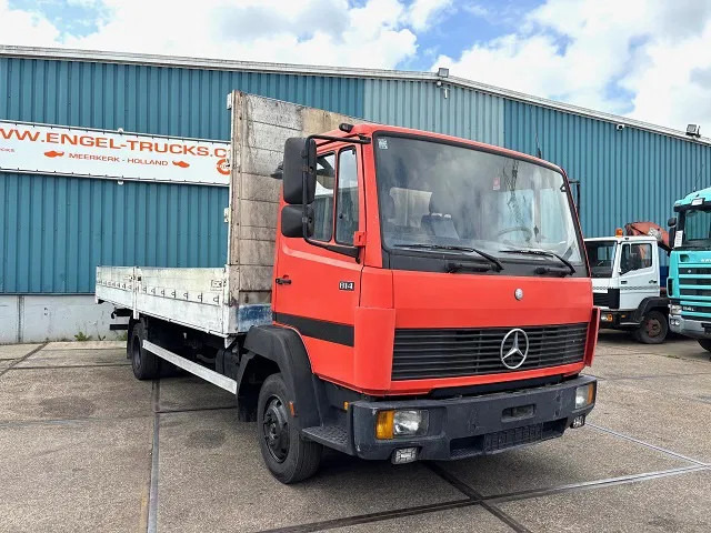 Mercedes-Benz LK 814 (6-CILINDER) WITH OPEN (TENT) BOX & ALUMNIUM SIDE BORDS (MANUAL GEARBOX / 3TH SEAT IN CABIN) - Camião de caixa aberta/ Plataforma: foto 2 Mercedes-Benz LK 814 (6-CILINDER) WITH OPEN (TENT) BOX & ALUMNIUM SIDE BORDS (MANUAL GEARBOX / 3TH SEAT IN CABIN) - Camião de caixa aberta/ Plataforma: foto 2