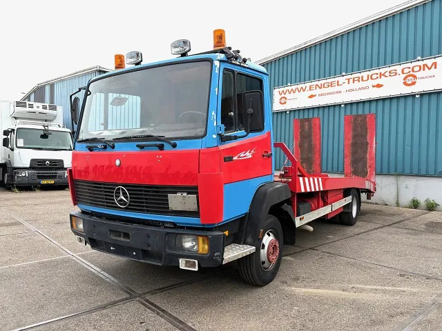 Mercedes-Benz LK 814 RECOVERY TRUCK / CAR-MACHINE TRANSPORTER (6-CILINDER / MANUAL GEARBOX / FULL STEEL SUSPENSION / WINCH / HYDRAULIC RAMPS) - Camião transporte de veículos: foto 1 Mercedes-Benz LK 814 RECOVERY TRUCK / CAR-MACHINE TRANSPORTER (6-CILINDER / MANUAL GEARBOX / FULL STEEL SUSPENSION / WINCH / HYDRAULIC RAMPS) - Camião transporte de veículos: foto 1