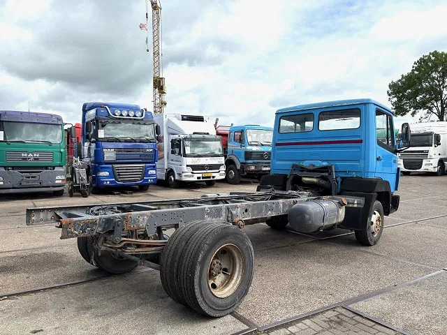 Mercedes-Benz LK 914K (6-CILINDER) FULL STEEL CHASSIS (MANUAL GEARBOX / FULL STEEL SUSPENSION) - Camião chassi: foto 3 Mercedes-Benz LK 914K (6-CILINDER) FULL STEEL CHASSIS (MANUAL GEARBOX / FULL STEEL SUSPENSION) - Camião chassi: foto 3