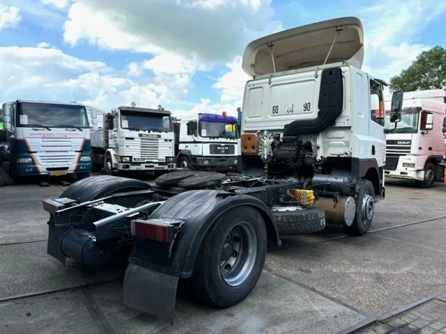 DAF 85.400 ATI SLEEPERCAB (EURO 2 / ZF16 MANUAL GEARBOX / ZF-INTARDER) - Tractor: foto 3 DAF 85.400 ATI SLEEPERCAB (EURO 2 / ZF16 MANUAL GEARBOX / ZF-INTARDER) - Tractor: foto 3