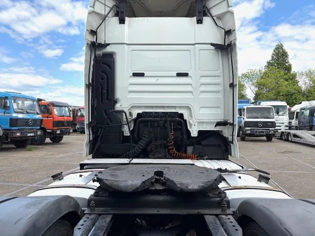 Tractor MAN TGX 18.440 BLS XLX (ZF16 MANUAL GEARBOX / 2x DIESELTANK / AIRCONDITIONING / ELECTRICAL MAINSWITCH / FRIDGE / EURO 6): foto 12