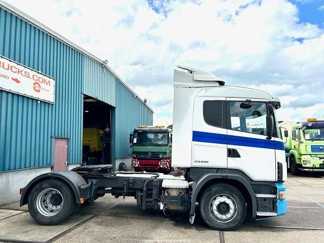 Scania R124-400 L 4x2 SLEEPERCAB ADR/VLG (2 FUEL LINES!!) (EURO 2 / 12 GEARS MANUAL GEARBOX / RETARDER / BLOWER / P.T.O. / AIRCONDITION - Tractor: foto 4 Scania R124-400 L 4x2 SLEEPERCAB ADR/VLG (2 FUEL LINES!!) (EURO 2 / 12 GEARS MANUAL GEARBOX / RETARDER / BLOWER / P.T.O. / AIRCONDITION - Tractor: foto 4