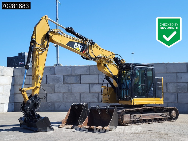 Caterpillar 325 F L 3 BUCKETS - VA BOOM - Escavadora de rastos: foto 1 Caterpillar 325 F L 3 BUCKETS - VA BOOM - Escavadora de rastos: foto 1