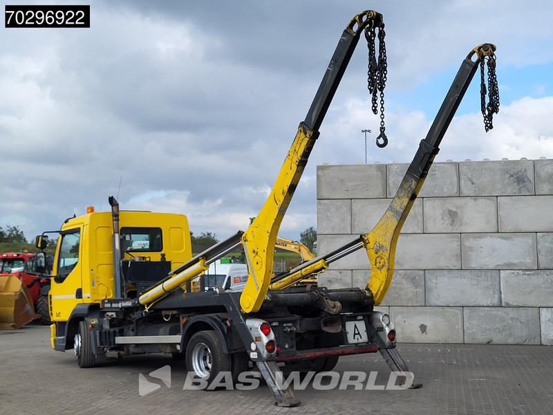 DAF LF 250 4X2 8Tons Gergen Skiploader Manual Euro 6 - Camião multibenne: foto 2 DAF LF 250 4X2 8Tons Gergen Skiploader Manual Euro 6 - Camião multibenne: foto 2