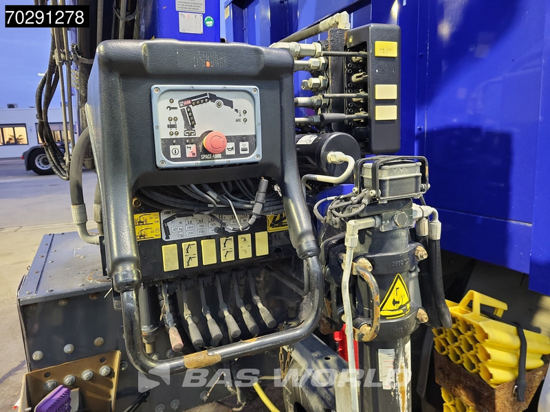 DAF LF 260 LF 4X2 Hiab 111 B-2 HIDUO Crane Kran Remote control Automatic ACC Euro 6 - Camião de caixa aberta/ Plataforma, Camião grua: foto 3 DAF LF 260 LF 4X2 Hiab 111 B-2 HIDUO Crane Kran Remote control Automatic ACC Euro 6 - Camião de caixa aberta/ Plataforma, Camião grua: foto 3