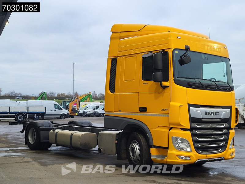DAF XF 480 4X2 18tons Chassis Air suspension ACC Automatic Euro 6 - Camião chassi: foto 3 DAF XF 480 4X2 18tons Chassis Air suspension ACC Automatic Euro 6 - Camião chassi: foto 3