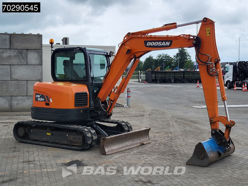 Mini escavadeira Doosan DX62 R-3 3 BUCKETS - A/C: foto 8