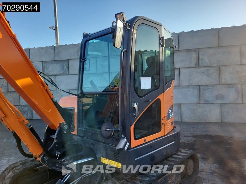 Mini escavadeira Doosan DX63-3: foto 6