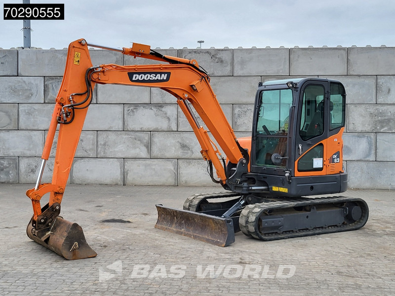 Doosan DX63-3 - Mini escavadeira: foto 3 Doosan DX63-3 - Mini escavadeira: foto 3
