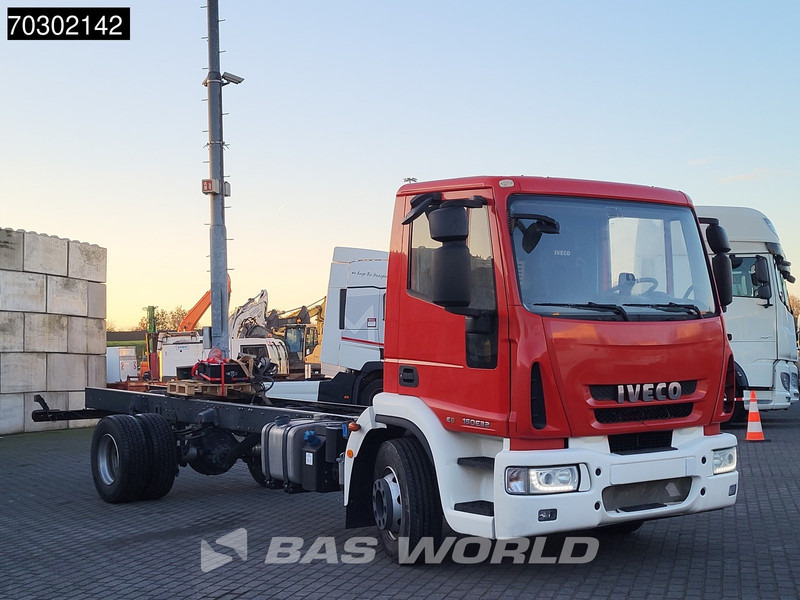 Iveco Eurocargo 160E320 4X2 NEW! 16T chassis 2016 production Euro 6 - Camião chassi: foto 3 Iveco Eurocargo 160E320 4X2 NEW! 16T chassis 2016 production Euro 6 - Camião chassi: foto 3