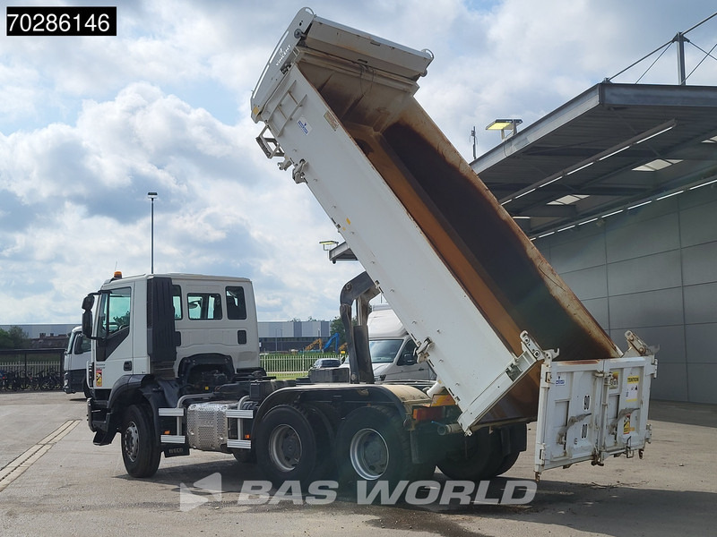 Iveco Trakker 360 6X4 10m3 2-Sided Tipper Steelsuspension Big-Axle Automatic Euro 6 - Camião basculante: foto 2 Iveco Trakker 360 6X4 10m3 2-Sided Tipper Steelsuspension Big-Axle Automatic Euro 6 - Camião basculante: foto 2