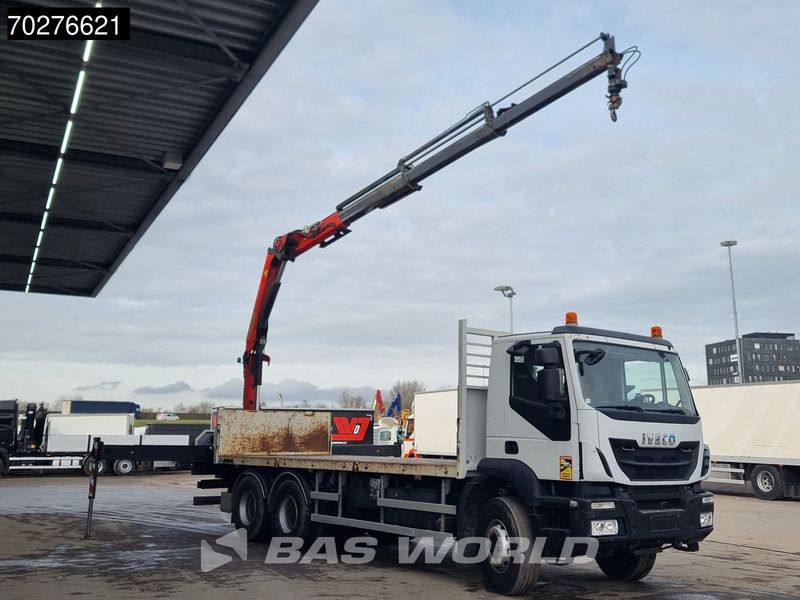 Iveco Trakker 360 6X4 Palfinger PK17.001 SLD Remote Steelsuspension Big-Axle - Camião de caixa aberta/ Plataforma, Camião grua: foto 3 Iveco Trakker 360 6X4 Palfinger PK17.001 SLD Remote Steelsuspension Big-Axle - Camião de caixa aberta/ Plataforma, Camião grua: foto 3