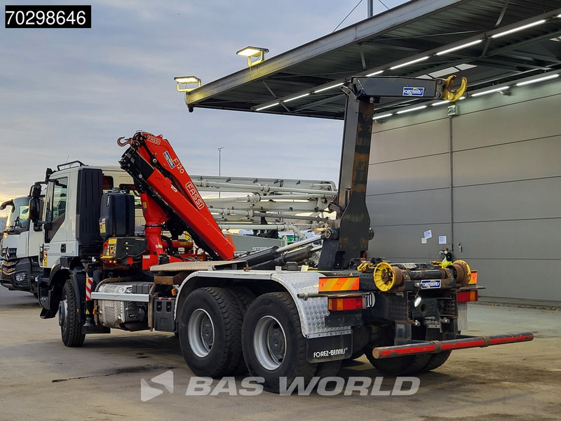 Iveco Trakker 450 6X4 Fassi F120B.2.22 Crane Marrel AL16S50 Retarder Big-axle Euro 6 - Camião polibenne, Camião grua: foto 5 Iveco Trakker 450 6X4 Fassi F120B.2.22 Crane Marrel AL16S50 Retarder Big-axle Euro 6 - Camião polibenne, Camião grua: foto 5