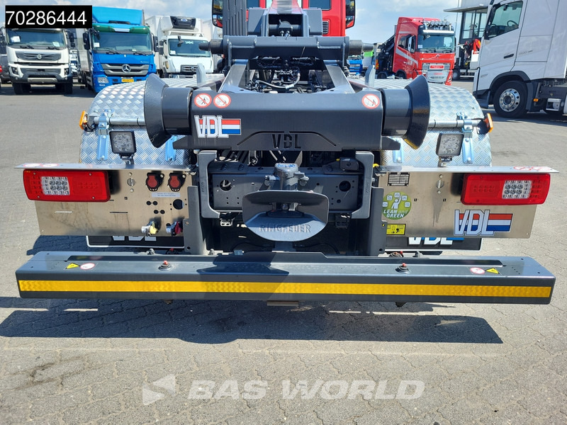 Camião polibenne novo Iveco X-Way 460 6X2 NEW VDL S21-6400 Hooklift Lift+steering Axle Automatic Navi Euro 6: foto 14