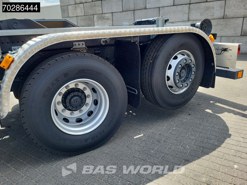 Camião polibenne novo Iveco X-Way 460 6X2 NEW VDL S21-6400 Hooklift Lift+steering Axle Automatic Navi Euro 6: foto 19