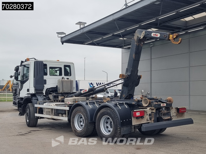 Iveco X-Way 460 6X4 20 Tons HYVA Hook Navi Euro 6 - Camião polibenne: foto 5 Iveco X-Way 460 6X4 20 Tons HYVA Hook Navi Euro 6 - Camião polibenne: foto 5