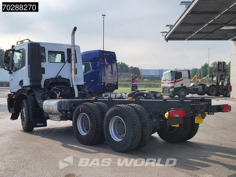 Iveco X-Way 460 6X4 NEW chassis Retarder Big-Axle Full Steel Navi Euro 6 - Camião chassi: foto 2 Iveco X-Way 460 6X4 NEW chassis Retarder Big-Axle Full Steel Navi Euro 6 - Camião chassi: foto 2