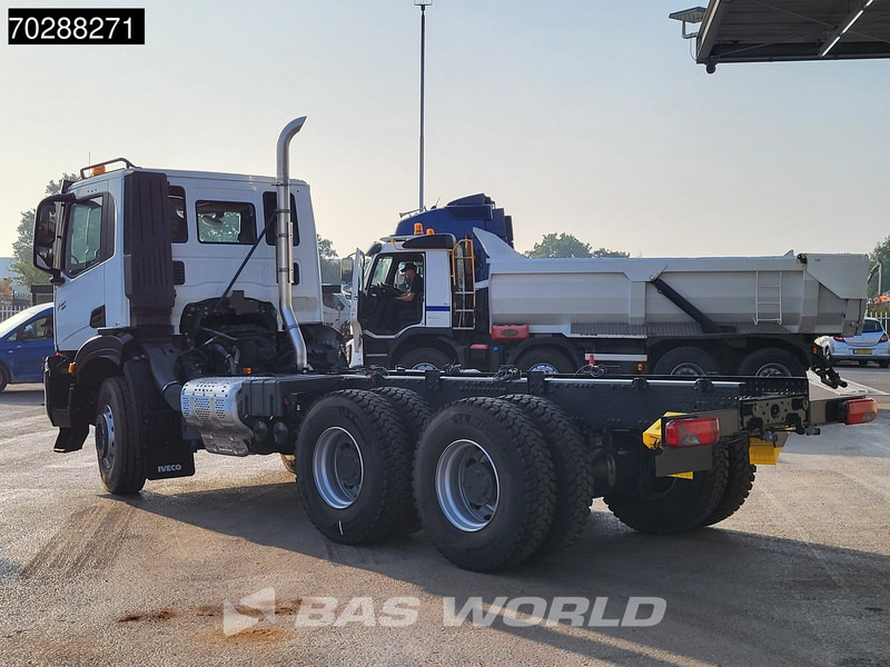 Iveco X-Way 460 6X4 New! Retarder Steelsuspension Big-Axle Navi Euro 6 - Camião chassi: foto 2 Iveco X-Way 460 6X4 New! Retarder Steelsuspension Big-Axle Navi Euro 6 - Camião chassi: foto 2