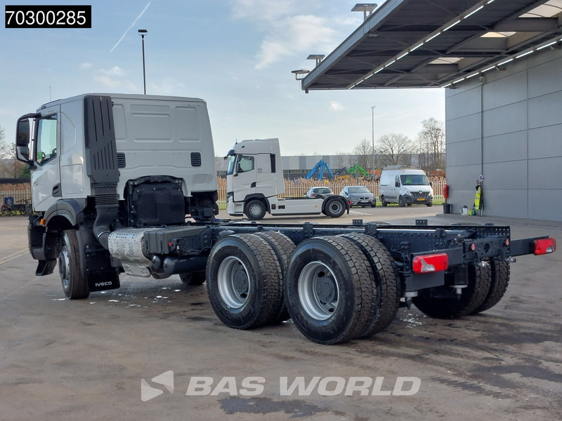 Iveco X-Way 500 X-Way 6X4 NEW 6x4 chassis Sleepercab Rear Air suspension Automatic Euro 6 - Camião chassi: foto 2 Iveco X-Way 500 X-Way 6X4 NEW 6x4 chassis Sleepercab Rear Air suspension Automatic Euro 6 - Camião chassi: foto 2