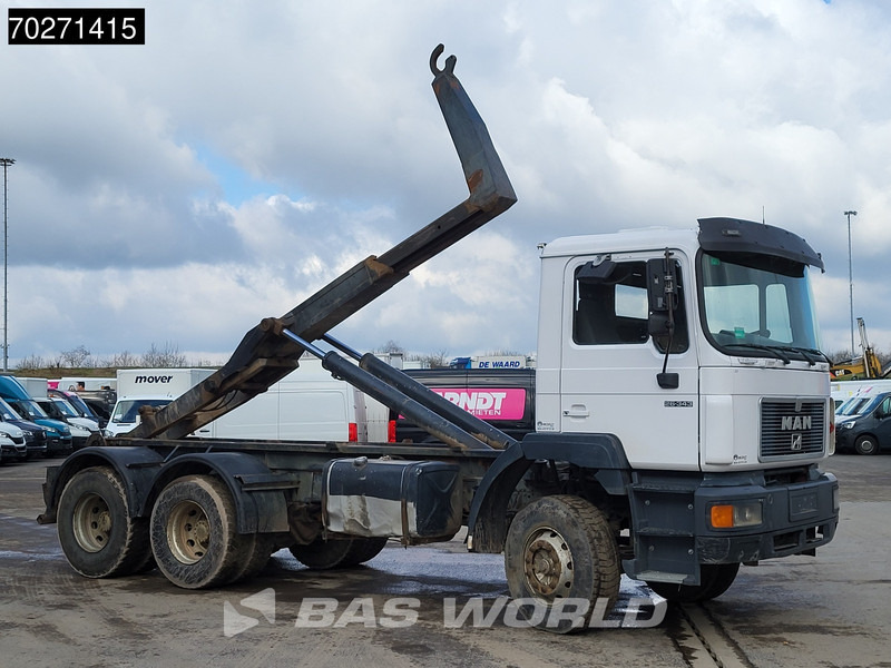 MAN 26.343 DFC 6X4 Steelsuspension Manual Euro 2 - Camião polibenne: foto 3 MAN 26.343 DFC 6X4 Steelsuspension Manual Euro 2 - Camião polibenne: foto 3