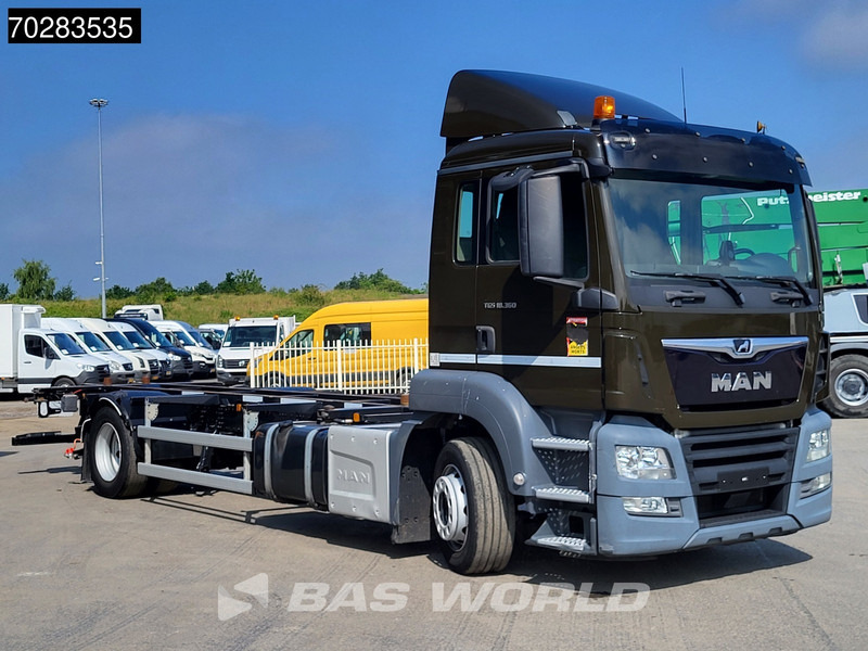 MAN TGS 18.360 834 4X2 19tonner BDF Automatic Navi Euro 6 - Camião transportador de contêineres/ Caixa móvel: foto 3 MAN TGS 18.360 834 4X2 19tonner BDF Automatic Navi Euro 6 - Camião transportador de contêineres/ Caixa móvel: foto 3