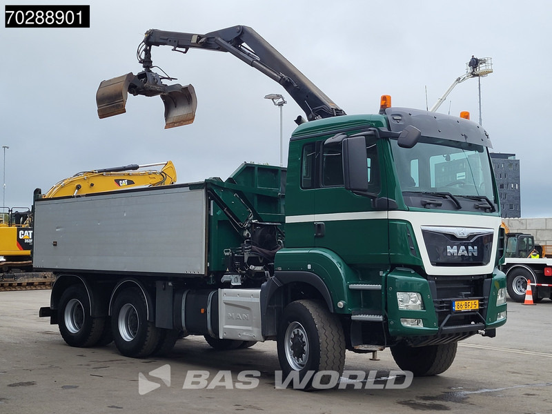 MAN TGS 33.440 TGS 6X6 NL-Truck 12m3 Jansen Tipper HMF 1643 Crane Steering-Axle Big-Axle Automatic Euro 6 - Camião basculante, Camião grua: foto 3 MAN TGS 33.440 TGS 6X6 NL-Truck 12m3 Jansen Tipper HMF 1643 Crane Steering-Axle Big-Axle Automatic Euro 6 - Camião basculante, Camião grua: foto 3