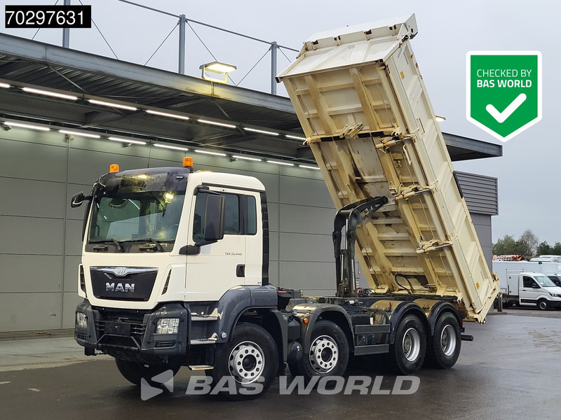 MAN TGS 35.440 8X4 12m3 Meiller 2 Way tipper Big-Axle Navi Euro 6 - Camião basculante: foto 1 MAN TGS 35.440 8X4 12m3 Meiller 2 Way tipper Big-Axle Navi Euro 6 - Camião basculante: foto 1