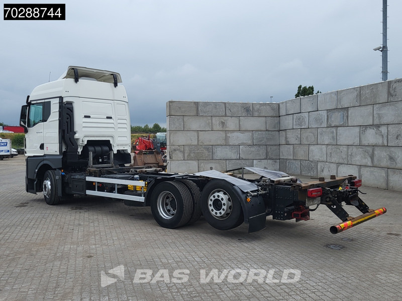 MAN TGX 26.470 6X2 BDF Retarder Lift Axle Standklima Automatic LED Euro 6 - Camião transportador de contêineres/ Caixa móvel: foto 2 MAN TGX 26.470 6X2 BDF Retarder Lift Axle Standklima Automatic LED Euro 6 - Camião transportador de contêineres/ Caixa móvel: foto 2