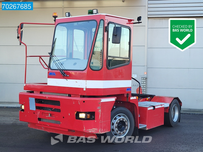 MOL YM225 4X2 - Tractor de terminal: foto 1 MOL YM225 4X2 - Tractor de terminal: foto 1