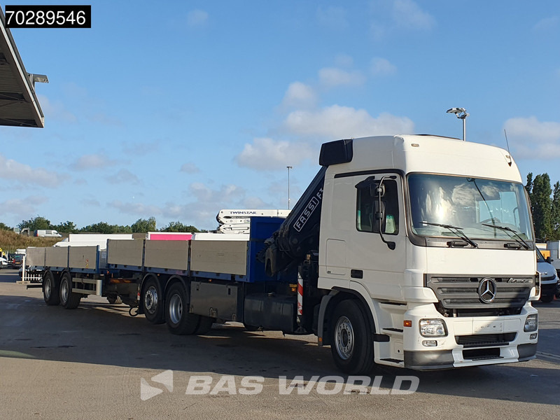 Mercedes-Benz Actros 2532 6X2 Truck + Trailer Fassi F330D3 Crane Kran 3-Pedals Euro 3 - Camião de caixa aberta/ Plataforma, Camião grua: foto 3 Mercedes-Benz Actros 2532 6X2 Truck + Trailer Fassi F330D3 Crane Kran 3-Pedals Euro 3 - Camião de caixa aberta/ Plataforma, Camião grua: foto 3
