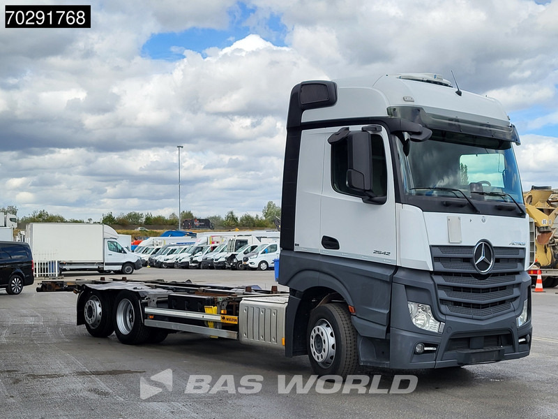 Mercedes-Benz Actros 2542 Actros 6X2 BDF Full air suspension BigSpace Standklima Automatic Euro 6 - Camião transportador de contêineres/ Caixa móvel: foto 3 Mercedes-Benz Actros 2542 Actros 6X2 BDF Full air suspension BigSpace Standklima Automatic Euro 6 - Camião transportador de contêineres/ Caixa móvel: foto 3