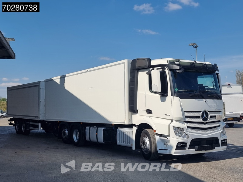 Mercedes-Benz Actros 2543 6X2 Combi Retarder ACC Navi Ladebordwand 360°camera Euro 6 - Camião furgão: foto 3 Mercedes-Benz Actros 2543 6X2 Combi Retarder ACC Navi Ladebordwand 360°camera Euro 6 - Camião furgão: foto 3