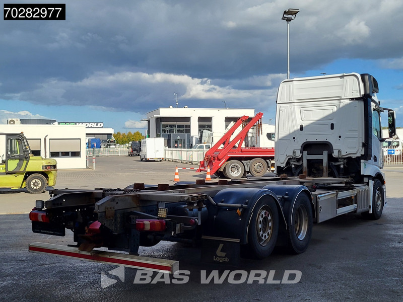 Mercedes-Benz Actros 2548 Actros 6X2 BROKEN ENGINE Lift-Axle Xenon Automatic Euro 6 - Camião transportador de contêineres/ Caixa móvel: foto 5 Mercedes-Benz Actros 2548 Actros 6X2 BROKEN ENGINE Lift-Axle Xenon Automatic Euro 6 - Camião transportador de contêineres/ Caixa móvel: foto 5