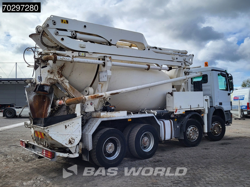 Mercedes-Benz Actros 3241 8X4 7m3 Putzmeister TMM 21-3 Retarder Big-Axle 3-Pedals Steelsuspension Euro 4 - Camião betoneira: foto 5 Mercedes-Benz Actros 3241 8X4 7m3 Putzmeister TMM 21-3 Retarder Big-Axle 3-Pedals Steelsuspension Euro 4 - Camião betoneira: foto 5