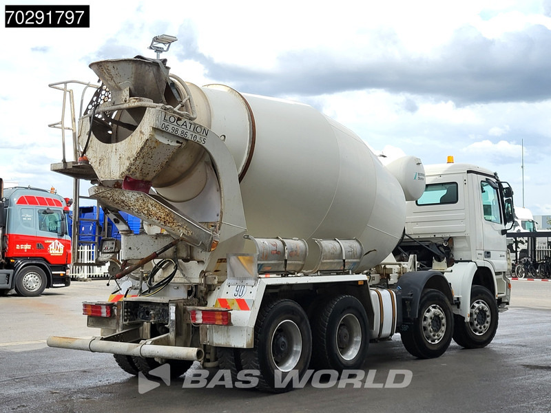 Mercedes-Benz Actros 3241 8X4 Retarder 9m3 Stetter Steelsuspension 3-Pedals Euro 4 - Camião betoneira: foto 5 Mercedes-Benz Actros 3241 8X4 Retarder 9m3 Stetter Steelsuspension 3-Pedals Euro 4 - Camião betoneira: foto 5