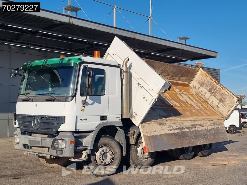 Mercedes-Benz Actros 4141 8X4 12m3 Meiller 2-way tipper steelsuspension Euro 4 - Camião basculante: foto 3 Mercedes-Benz Actros 4141 8X4 12m3 Meiller 2-way tipper steelsuspension Euro 4 - Camião basculante: foto 3