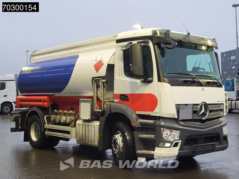 Mercedes-Benz Antos 1824 4X2 13500ltr Fuel tanker 4 comparments ADR Automatic Euro 6 - Camião cisterna: foto 3 Mercedes-Benz Antos 1824 4X2 13500ltr Fuel tanker 4 comparments ADR Automatic Euro 6 - Camião cisterna: foto 3
