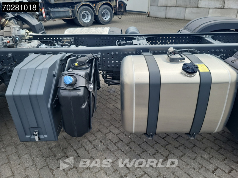 Mercedes-Benz Arocs 2636 6X4 NEW Steelsuspension chassis Flywheel PTO Big-Axle Automatic Euro 6 - Camião chassi: foto 2 Mercedes-Benz Arocs 2636 6X4 NEW Steelsuspension chassis Flywheel PTO Big-Axle Automatic Euro 6 - Camião chassi: foto 2
