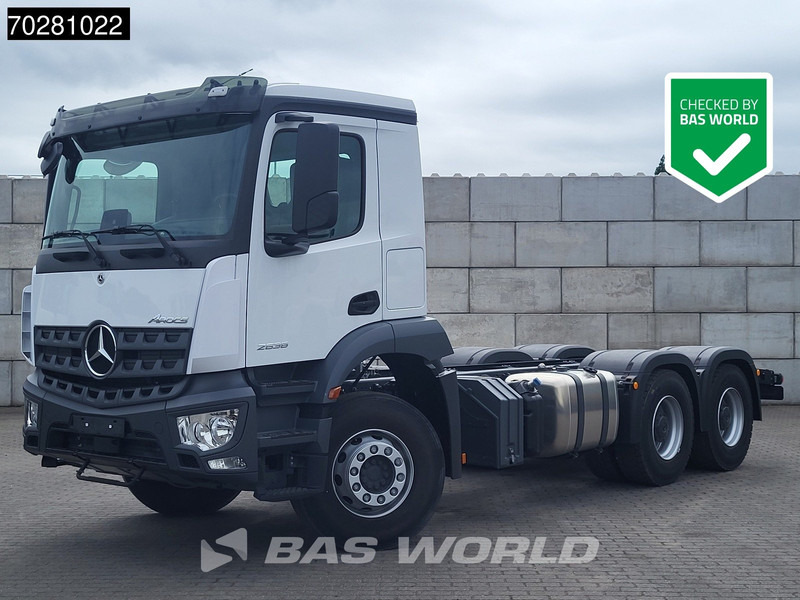 Mercedes-Benz Arocs 2636 6X4 NEW chassis Flywheel PTO Big-Axle Automatic Steelsuspension Euro 6 - Camião chassi: foto 1 Mercedes-Benz Arocs 2636 6X4 NEW chassis Flywheel PTO Big-Axle Automatic Steelsuspension Euro 6 - Camião chassi: foto 1