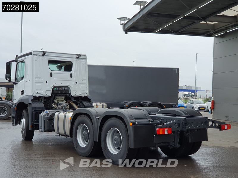 Mercedes-Benz Arocs 2636 6X4 NEW chassis Flywheel PTO Big-Axle Automatic Steelsuspension Euro 6 - Camião chassi: foto 2 Mercedes-Benz Arocs 2636 6X4 NEW chassis Flywheel PTO Big-Axle Automatic Steelsuspension Euro 6 - Camião chassi: foto 2