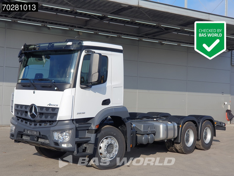 Mercedes-Benz Arocs 2636 6X4 NEW chassis Flywheel PTO Big-Axle Automatic Steelsuspension Euro 6 - Camião chassi: foto 1 Mercedes-Benz Arocs 2636 6X4 NEW chassis Flywheel PTO Big-Axle Automatic Steelsuspension Euro 6 - Camião chassi: foto 1