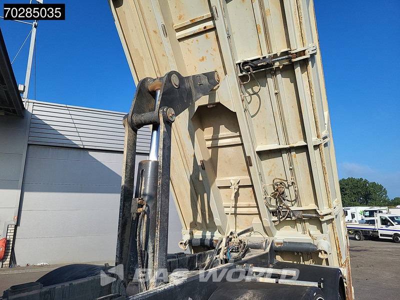 Mercedes-Benz Arocs 3240 8X4 12m3 2-side Tipper Steel Suspension Automatic Big-Axle Euro 6 - Camião basculante: foto 3 Mercedes-Benz Arocs 3240 8X4 12m3 2-side Tipper Steel Suspension Automatic Big-Axle Euro 6 - Camião basculante: foto 3