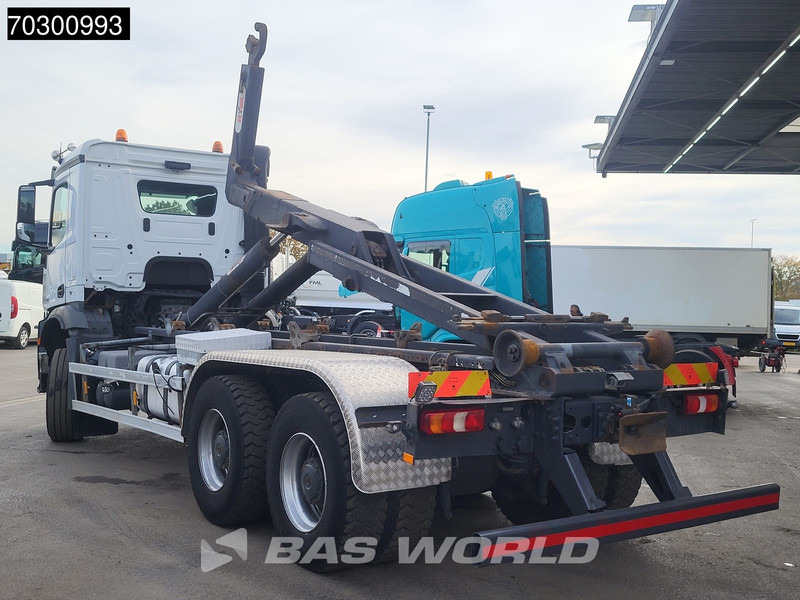Mercedes-Benz Arocs 3342 6X4 HYVA 26-62-S Hooklift Big-Axle Automatic Euro 6 - Camião polibenne: foto 5 Mercedes-Benz Arocs 3342 6X4 HYVA 26-62-S Hooklift Big-Axle Automatic Euro 6 - Camião polibenne: foto 5