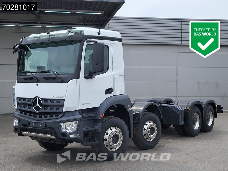 Mercedes-Benz Arocs 3743 8X4 NEW chassis Big-Axle Alcoa's Euro 6 - Camião chassi: foto 1 Mercedes-Benz Arocs 3743 8X4 NEW chassis Big-Axle Alcoa's Euro 6 - Camião chassi: foto 1