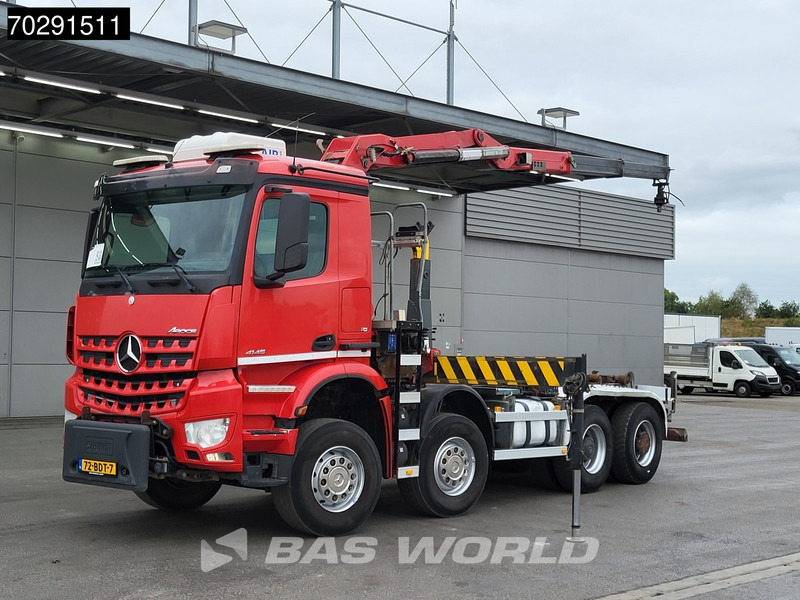 Camião polibenne, Camião grua Mercedes-Benz Arocs 4145 8X4 NL-Truck HMF RCL 5300 Crane Hyva 26-51-S Hooklift Steelsuspension Big-Axle Automatic Euro 6: foto 6 Camião polibenne, Camião grua Mercedes-Benz Arocs 4145 8X4 NL-Truck HMF RCL 5300 Crane Hyva 26-51-S Hooklift Steelsuspension Big-Axle Automatic Euro 6: foto 6
