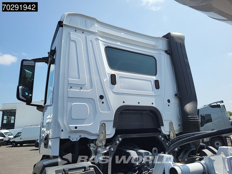 Mercedes-Benz Arocs 4245 8X4 NEW! 12m3 Schwing Stetter Mixer Big-Axle Manual Euro 3 - Camião betoneira: foto 3 Mercedes-Benz Arocs 4245 8X4 NEW! 12m3 Schwing Stetter Mixer Big-Axle Manual Euro 3 - Camião betoneira: foto 3