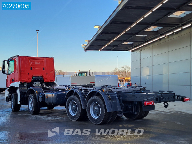 Mercedes-Benz Arocs 4843 8X4 NEW chassis RHD! Steel suspension Automatic Euro 6 - Camião chassi: foto 2 Mercedes-Benz Arocs 4843 8X4 NEW chassis RHD! Steel suspension Automatic Euro 6 - Camião chassi: foto 2